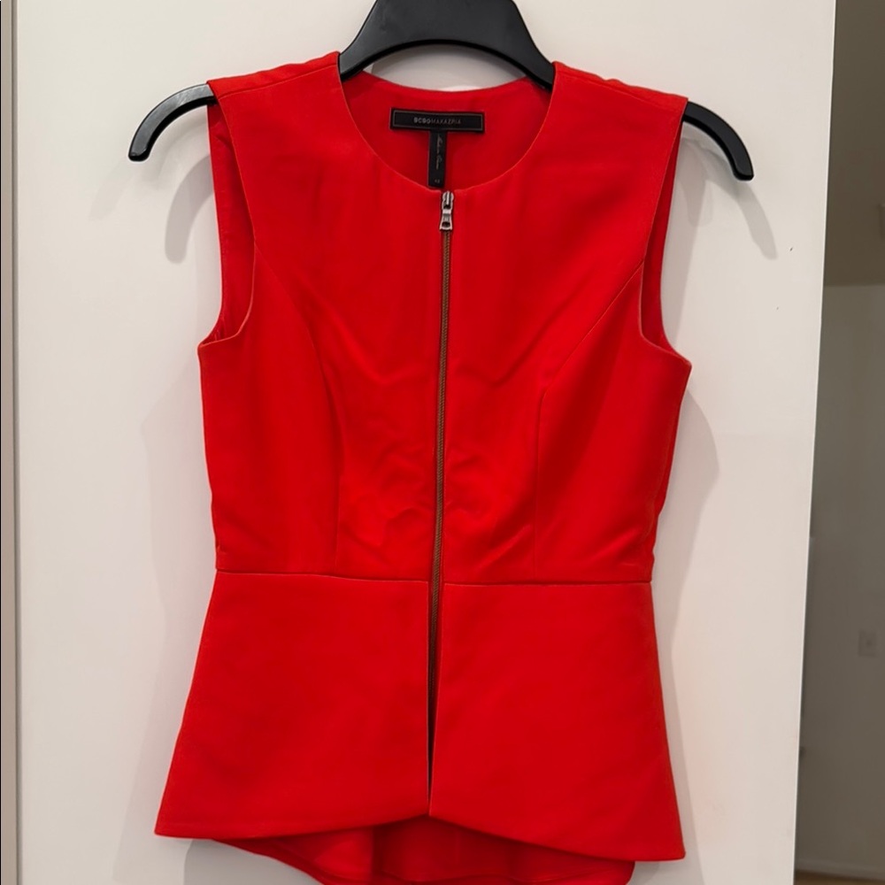 BCBGMaxAzria Red Sleeveless Peplum Top